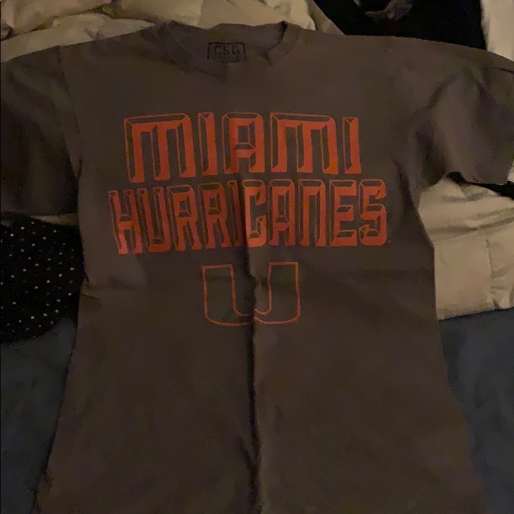 gray Miami Hurricanes shirt